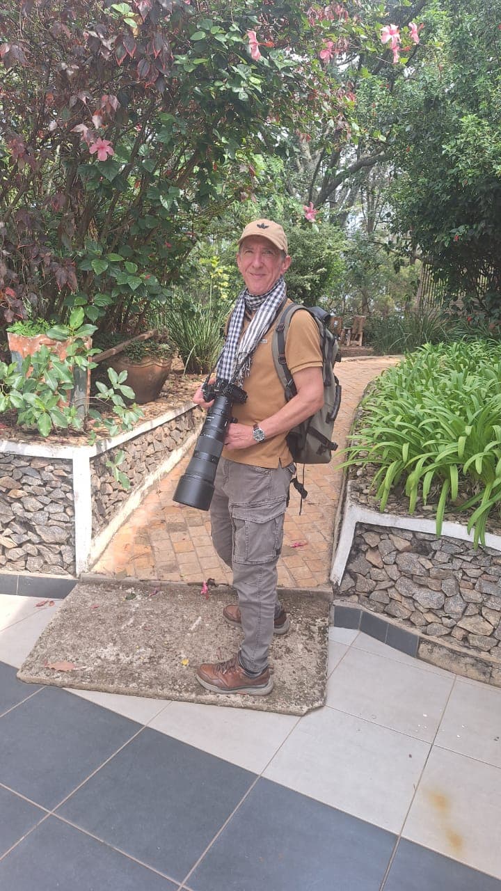 Jason Donovan — private Rwanda tour guide and photographer