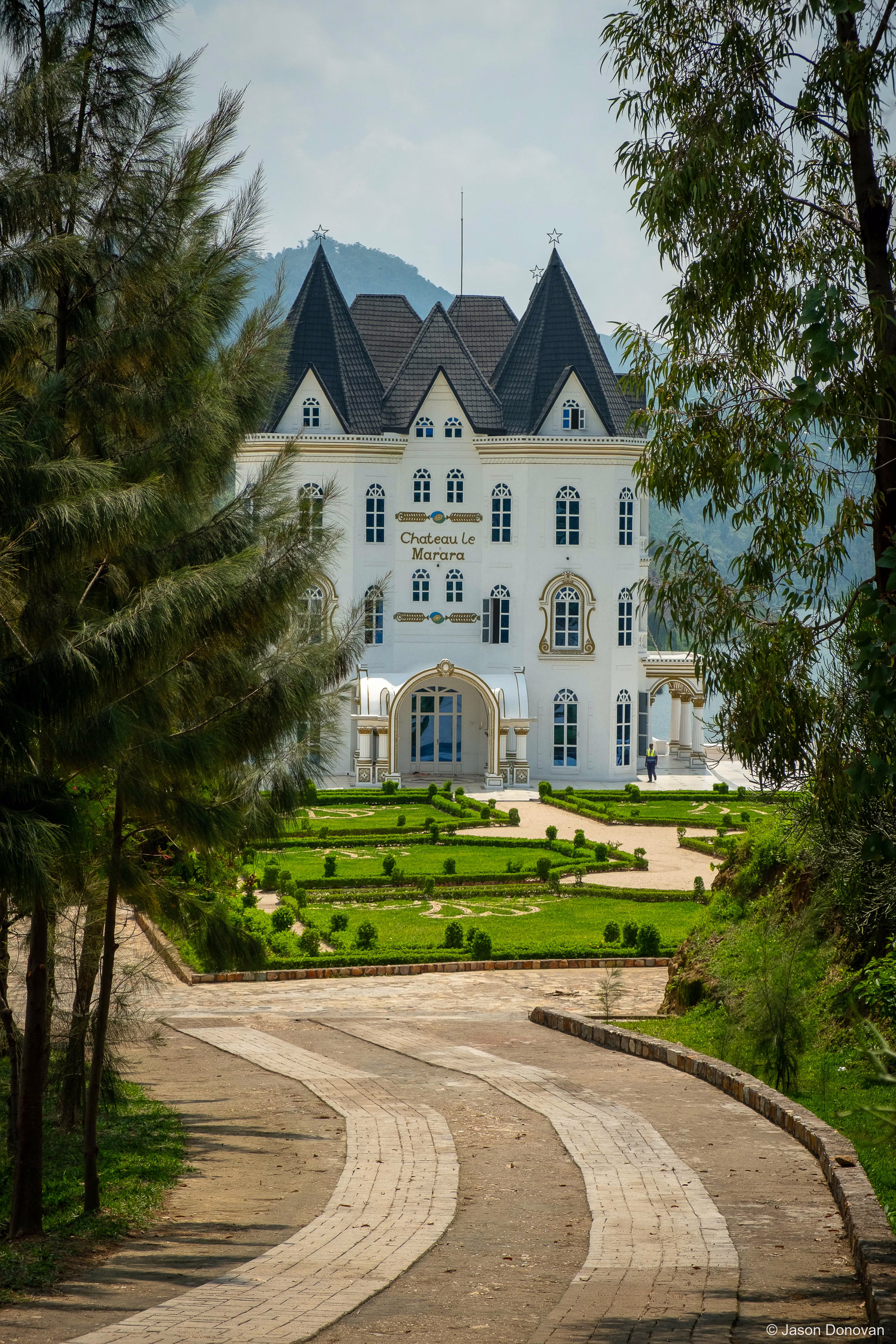 Chateau Le Marara Rwanda photography by Jason Donovan